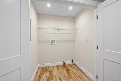 3860 Hudson Avenue, Seaford, NY 11783 - Photo 29