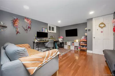 204 Franklin Avenue, Malverne, NY 11565 - Photo 31