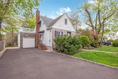 204 Franklin Avenue, Malverne, NY 11565 - Photo 1