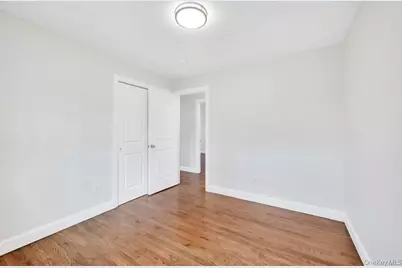 339 Avenue B, Ronkonkoma, NY 11779 - Photo 19