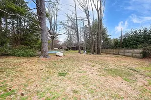 45 Weir Ln, Locust Valley, NY 11560 - Photo 29