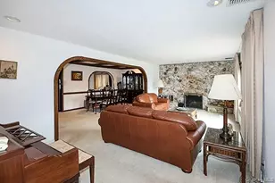 45 Weir Ln, Locust Valley, NY 11560 - Photo 7