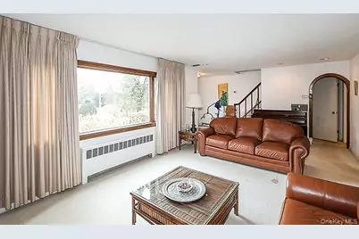 45 Weir Lane, Locust Valley, NY 11560 - Photo 9