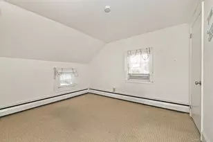 46 Cedar St, Amityville, NY 11701 - Photo 11