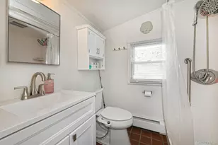 46 Cedar St, Amityville, NY 11701 - Photo 9