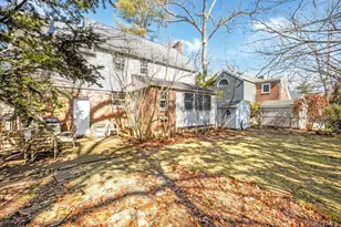 16 Margaret Blvd, Merrick, NY 11566 - Photo 19