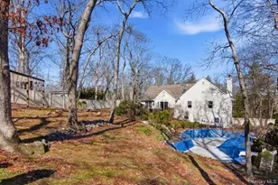 247 Dogwood Dr, Wading River, NY 11792 - Photo 27