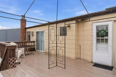 17 Westminster Lane, West Islip, NY 11795 - Photo 21