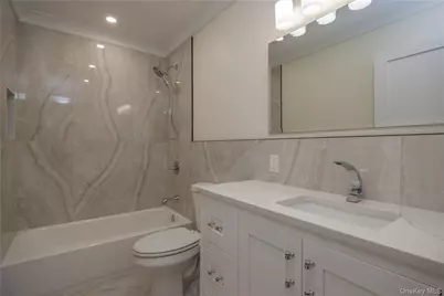 7 Victoria Lane #B, Yonkers, NY 10701 - Photo 15