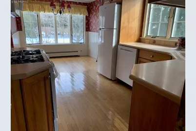 36 Burr Avenue, Northport, NY 11768 - Photo 7