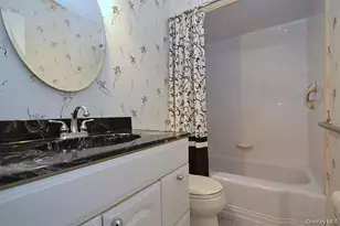 348 Town Line Rd, Commack, NY 11725 - Photo 11