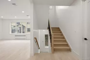 13 Warren Ct, Monsey, NY 10952 - Photo 5