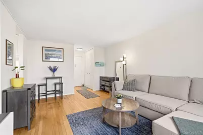 395 Westchester Avenue #6I, Port Chester, NY 10573 - Photo 9