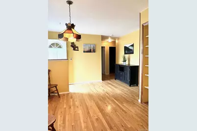 17 Windsor Street, Islip, NY 11751 - Photo 3