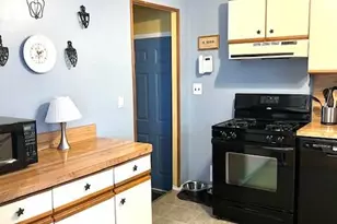 17 Windsor St, Islip, NY 11751 - Photo 9