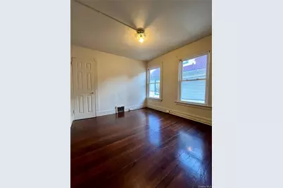 70 Linden Avenue, Middletown, NY 10940 - Photo 9