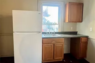 70 Linden Ave, Middletown, NY 10940 - Photo 5