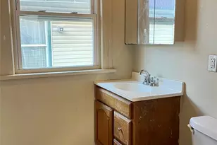 70 Linden Ave, Middletown, NY 10940 - Photo 11