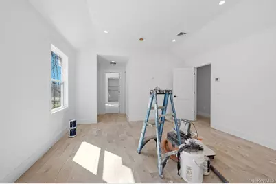 1 Lotto Court, Lake Grove, NY 11755 - Photo 19