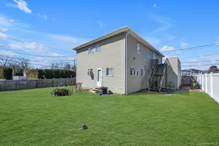 4792 Hempstead Tpke, Farmingdale, NY 11735 - Photo 11