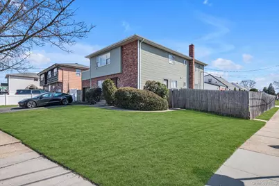 4792 Hempstead Turnpike, Farmingdale, NY 11735 - Photo 15