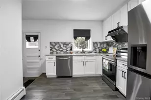 11 Broadway, Ronkonkoma, NY 11779 - Photo 7