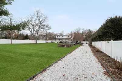 186 Lake Avenue, Saint James, NY 11780 - Photo 13