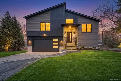 93 York Road S, Bloomingburg, NY 12721 - Photo 1