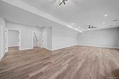 93 York Road S, Bloomingburg, NY 12721 - Photo 33