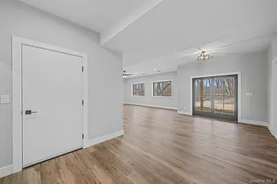 93 York Road S, Bloomingburg, NY 12721 - Photo 31