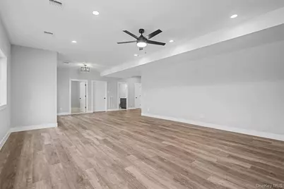 93 York Road S, Bloomingburg, NY 12721 - Photo 33