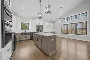 93 York Road S, Bloomingburg, NY 12721 - Photo 7