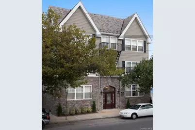 1240 W Broadway #K, Hewlett, NY 11557 - Photo 1