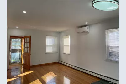 7662 172nd Street, Fresh Meadows, NY 11366 - Photo 5