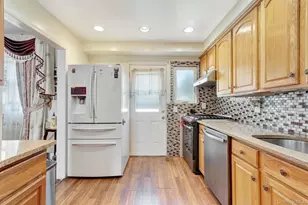 54 Cypress Ave, Bethpage, NY 11714 - Photo 13