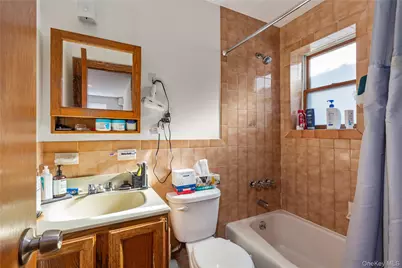 4304 34th Avenue, Astoria, NY 11101 - Photo 29