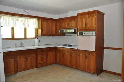 32 Fuller Lane, Hyde Park, NY 12538 - Photo 7