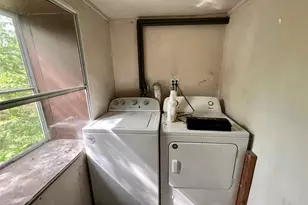 496 Mountainview Ave, Valley Cottage, NY 10989 - Photo 27