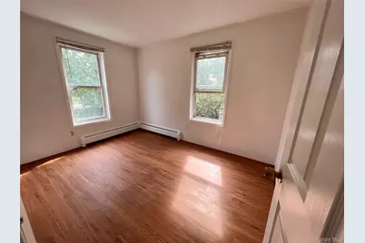 496 Mountainview Avenue #B, Valley Cottage, NY 10989 - Photo 21