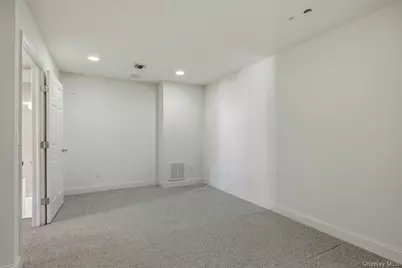 83 Pacific Dunes Court #83, Medford, NY 11763 - Photo 19