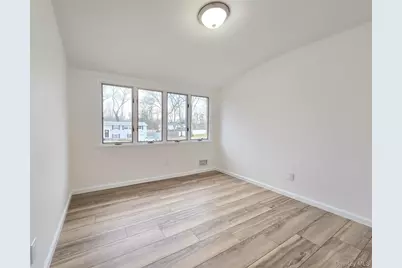 21 Possum Lane, East Setauket, NY 11733 - Photo 19