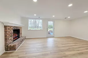 21 Possum Ln, East Setauket, NY 11733 - Photo 7