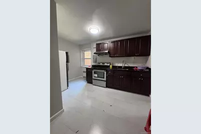 4459 Kissena Boulevard #2J, Flushing, NY 11355 - Photo 7