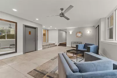 185 South Midddle Neck Road #1P, Great Neck, NY 11021 - Photo 3