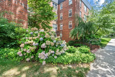 185 South Midddle Neck Road #1P, Great Neck, NY 11021 - Photo 15