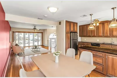 71 Lea Ann Terrace, Wantagh, NY 11793 - Photo 13