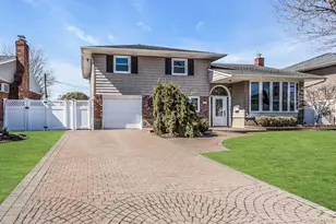 71 Lea Ann Terrace, Wantagh, NY 11793 - Photo 3