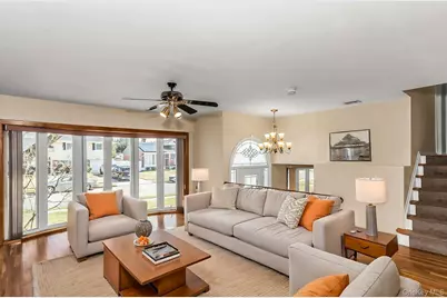 71 Lea Ann Terrace, Wantagh, NY 11793 - Photo 11