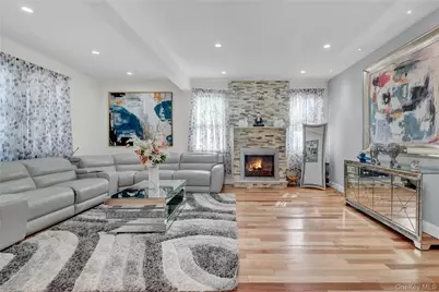 26 Hilbert Street, Hempstead, NY 11550 - Photo 5