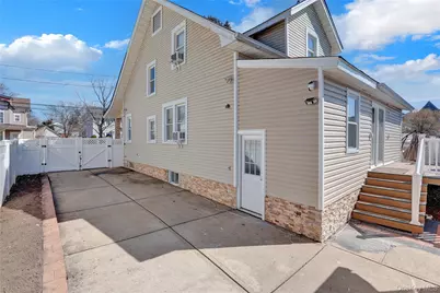 26 Hilbert Street, Hempstead, NY 11550 - Photo 31